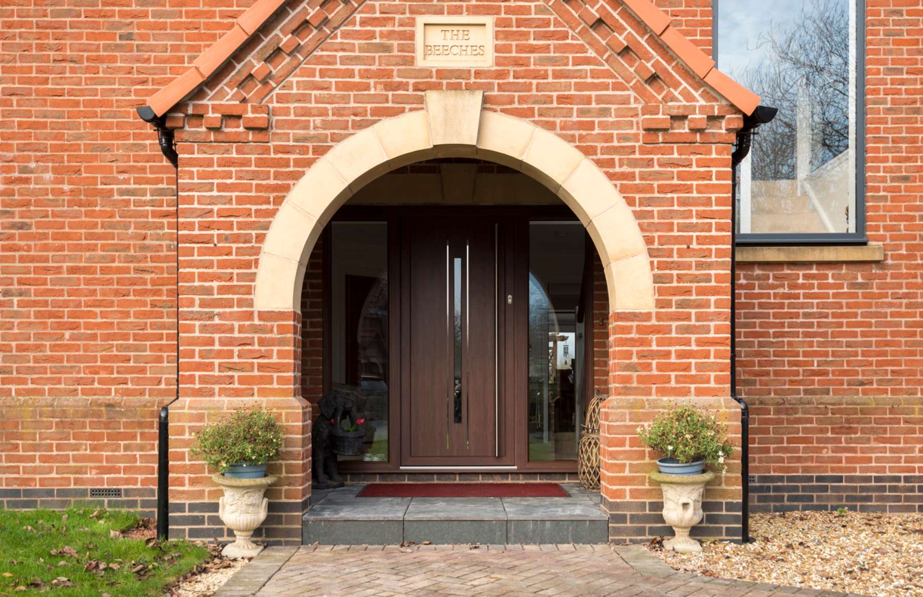 aluminium entrance doors leicester